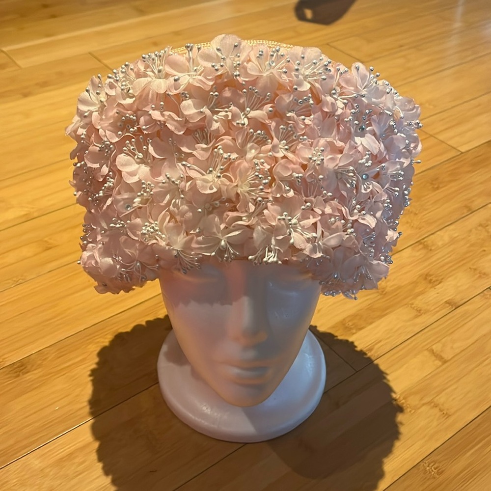 Jack McConnell pink floral church/derby hat 👒